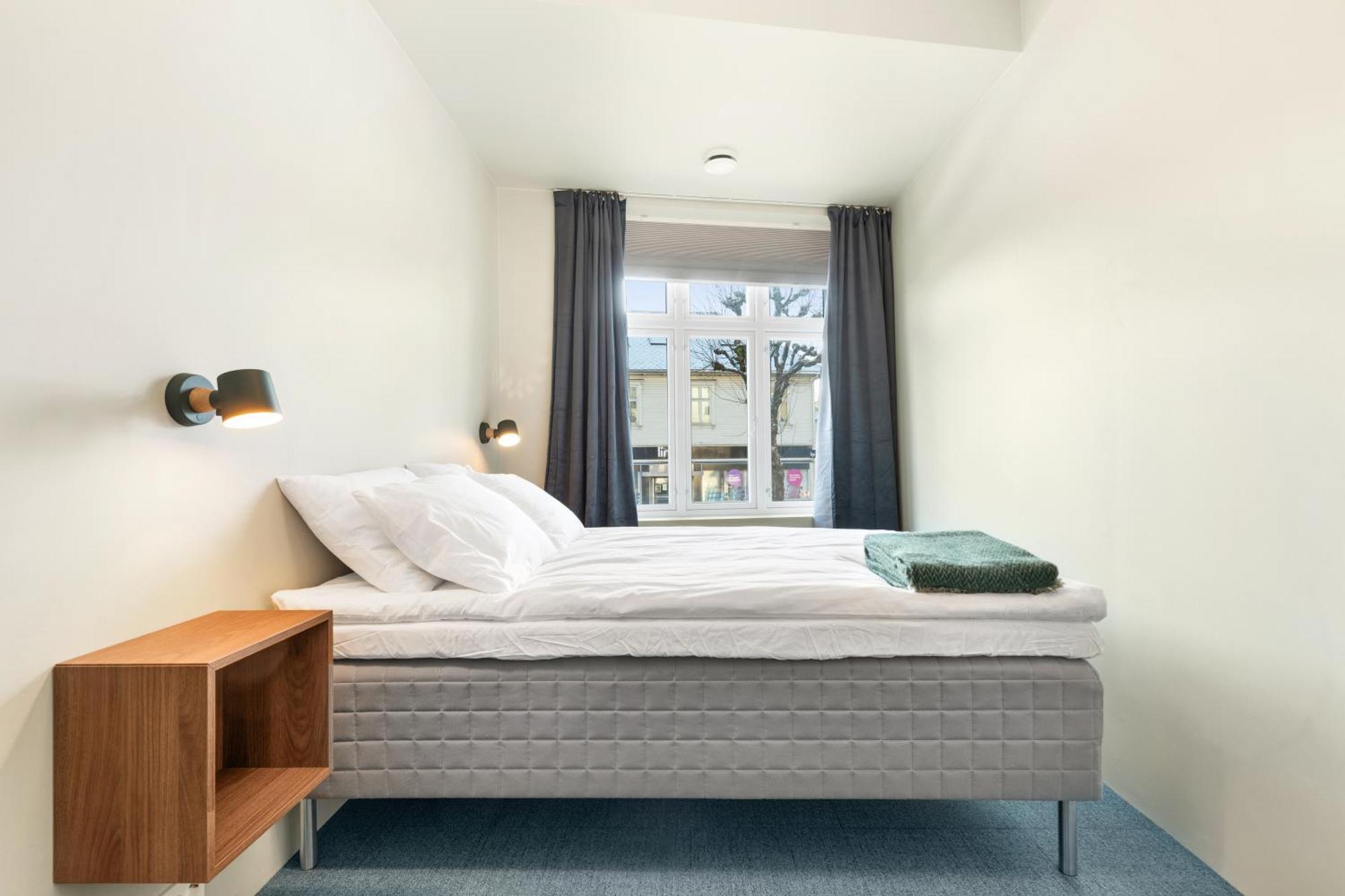 Central Guest House - Bedroom With Private Bathroom Stavanger Dış mekan fotoğraf
