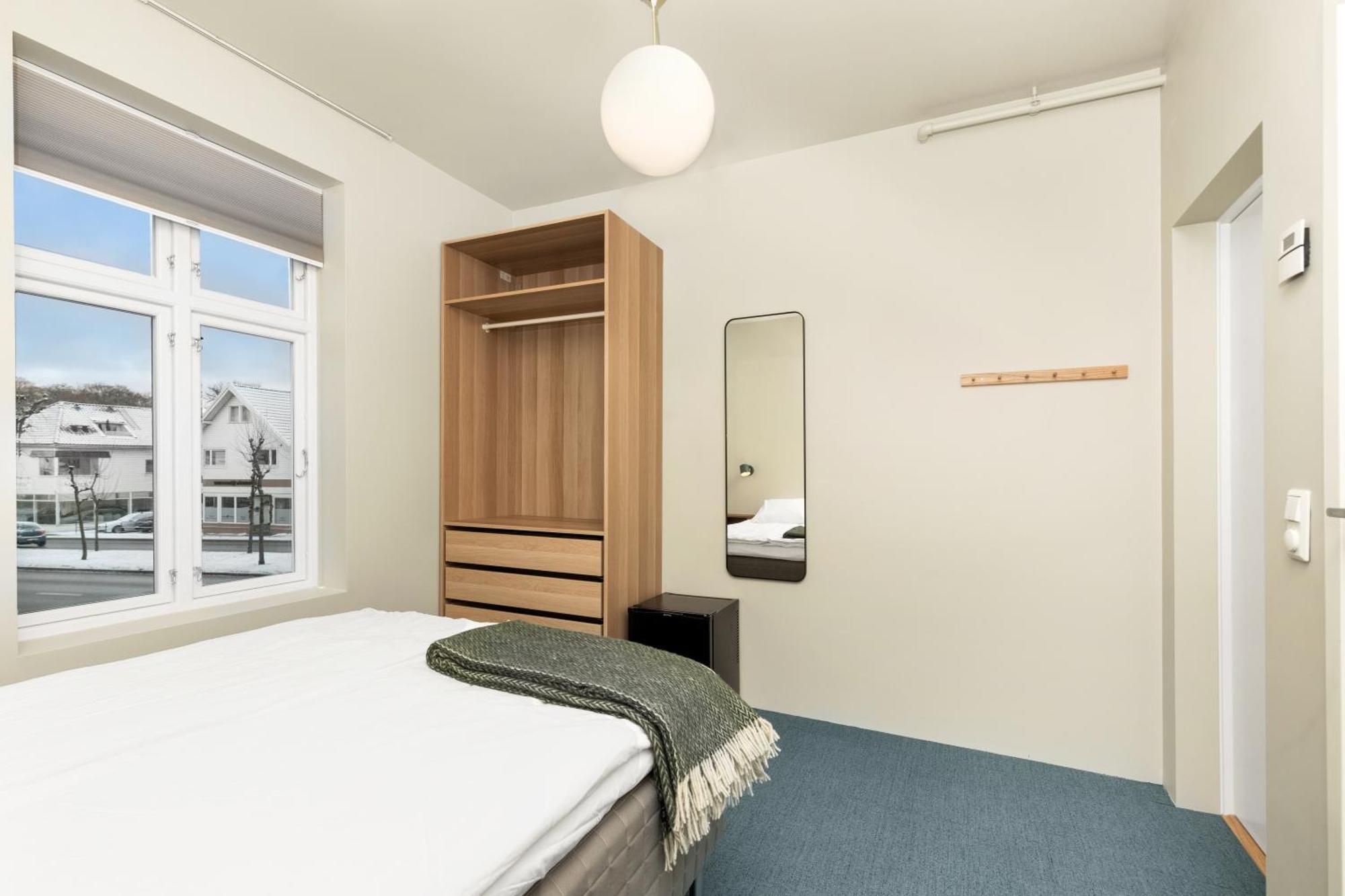 Central Guest House - Bedroom With Private Bathroom Stavanger Dış mekan fotoğraf