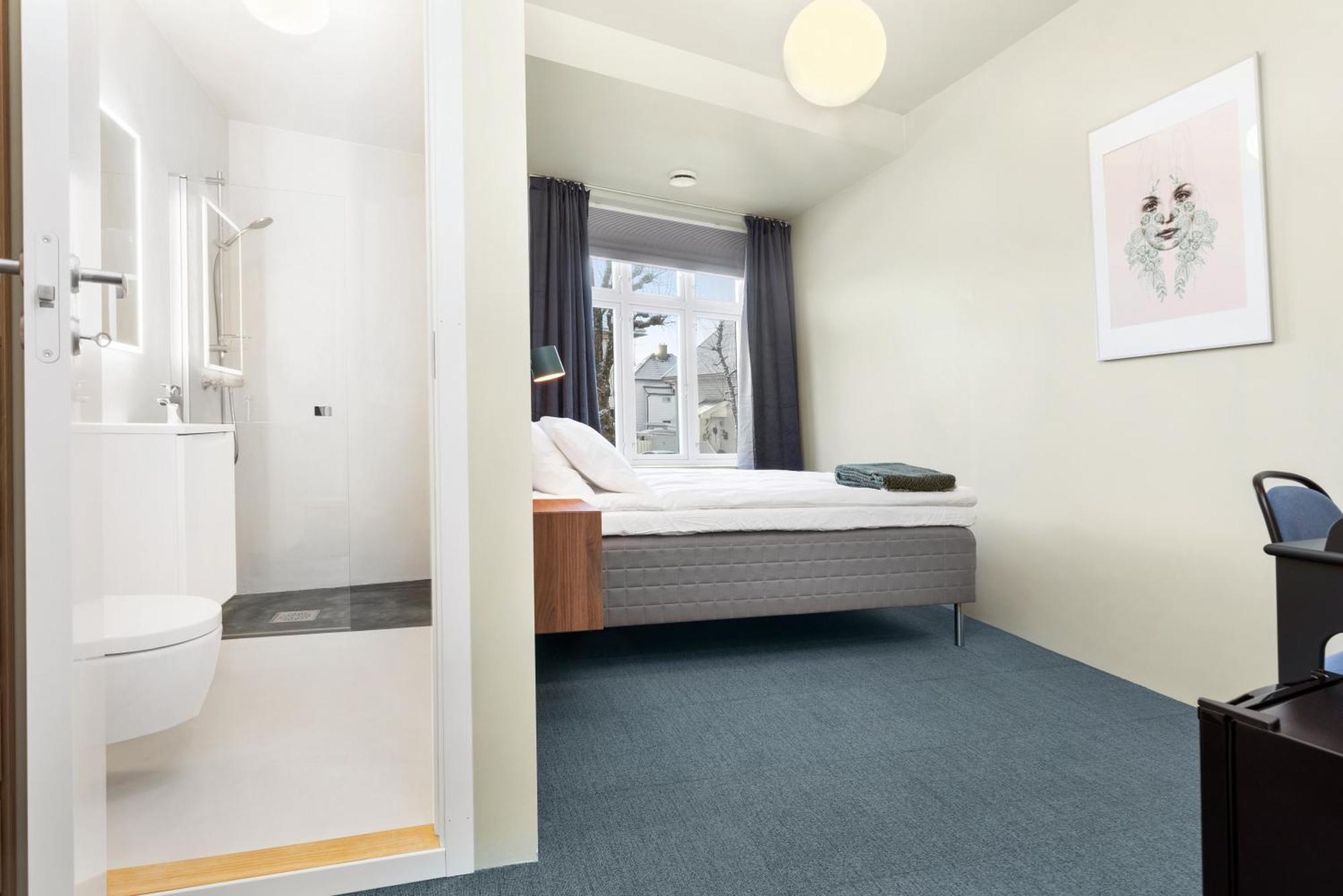Central Guest House - Bedroom With Private Bathroom Stavanger Dış mekan fotoğraf