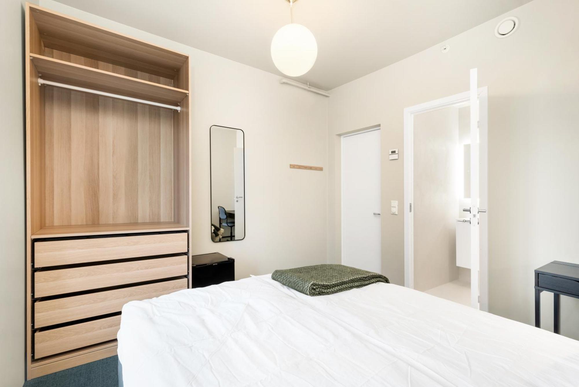 Central Guest House - Bedroom With Private Bathroom Stavanger Oda fotoğraf
