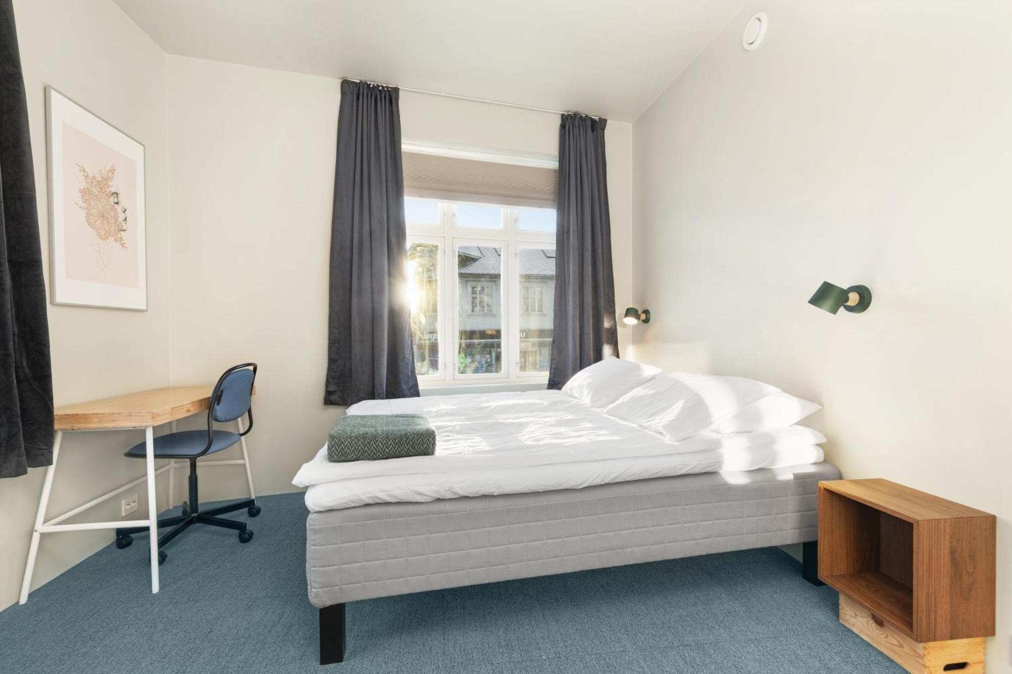 Central Guest House - Bedroom With Private Bathroom Stavanger Oda fotoğraf